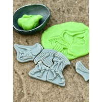 Dig and Discover - Triceratops & Spinosaurus